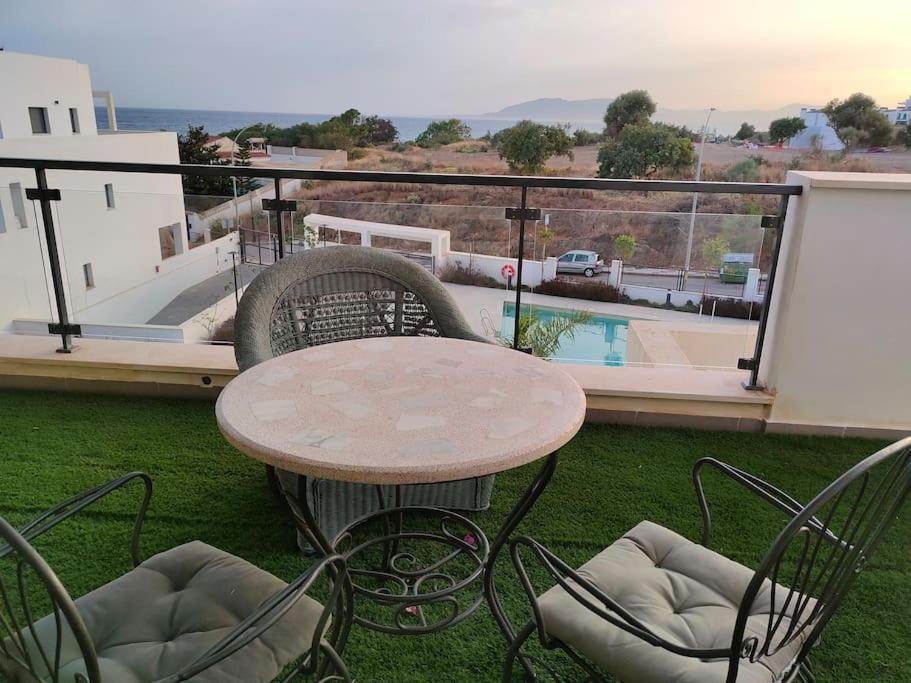 Atico Con Piscina, Golf, Vistas Al Mar Apartment Torre de Benagalbon Exterior photo